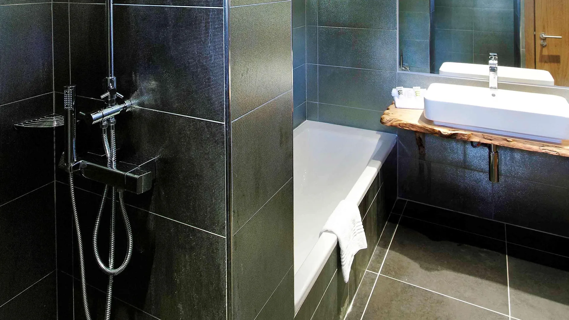 Hotel Mercure Barbaroux Golf And Spa La Celle