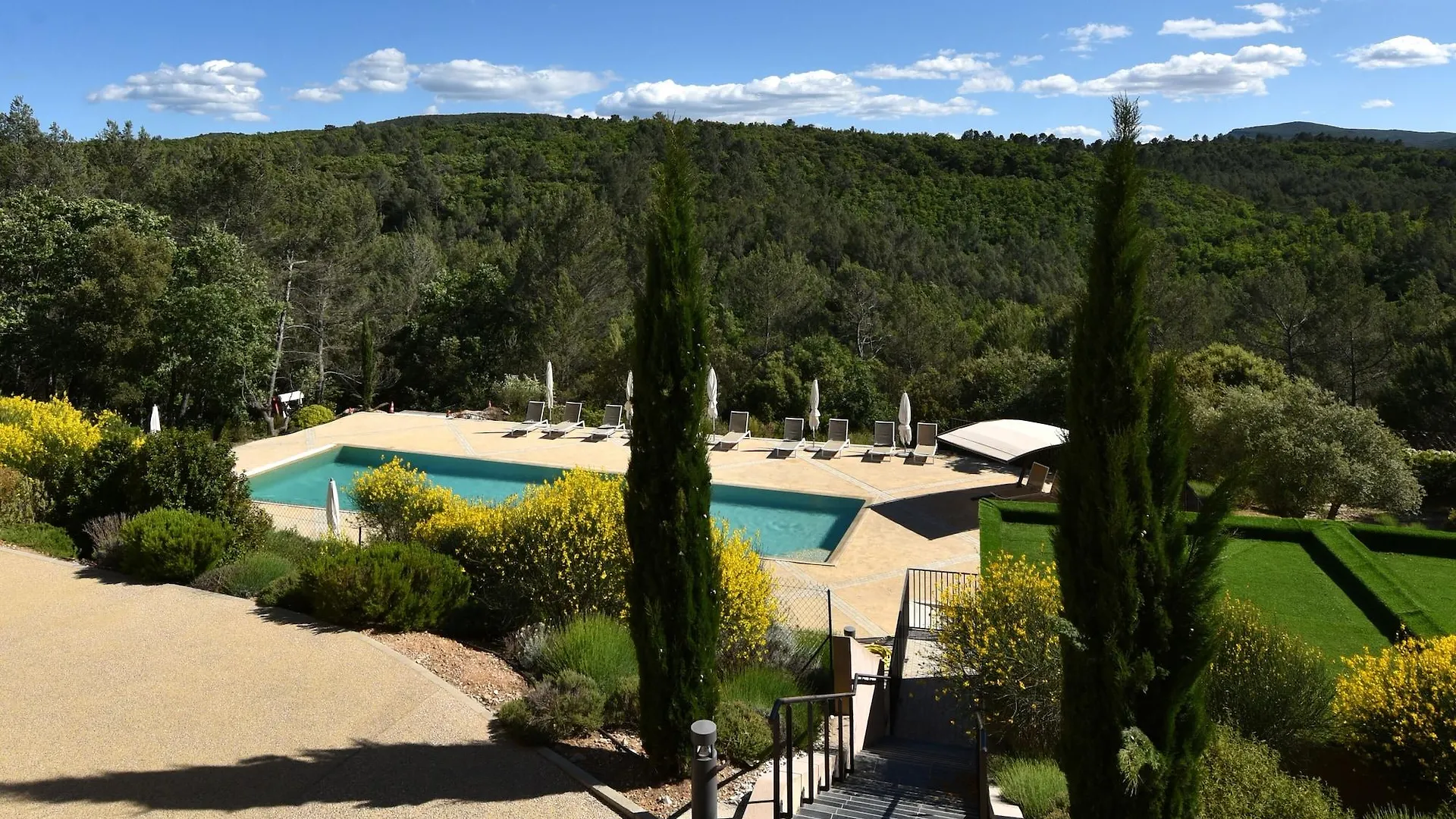 Mercure Barbaroux Golf And Spa La Celle  3*, La Celle (Var)