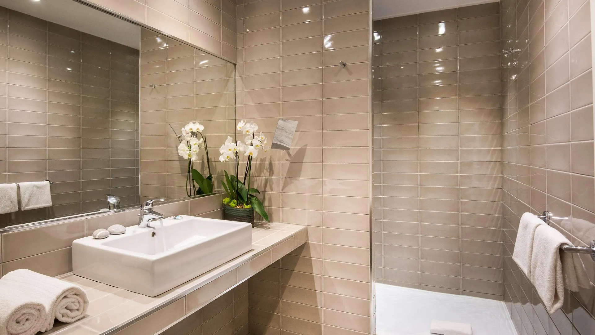*** Hotel Mercure Barbaroux Golf And Spa La Celle  France