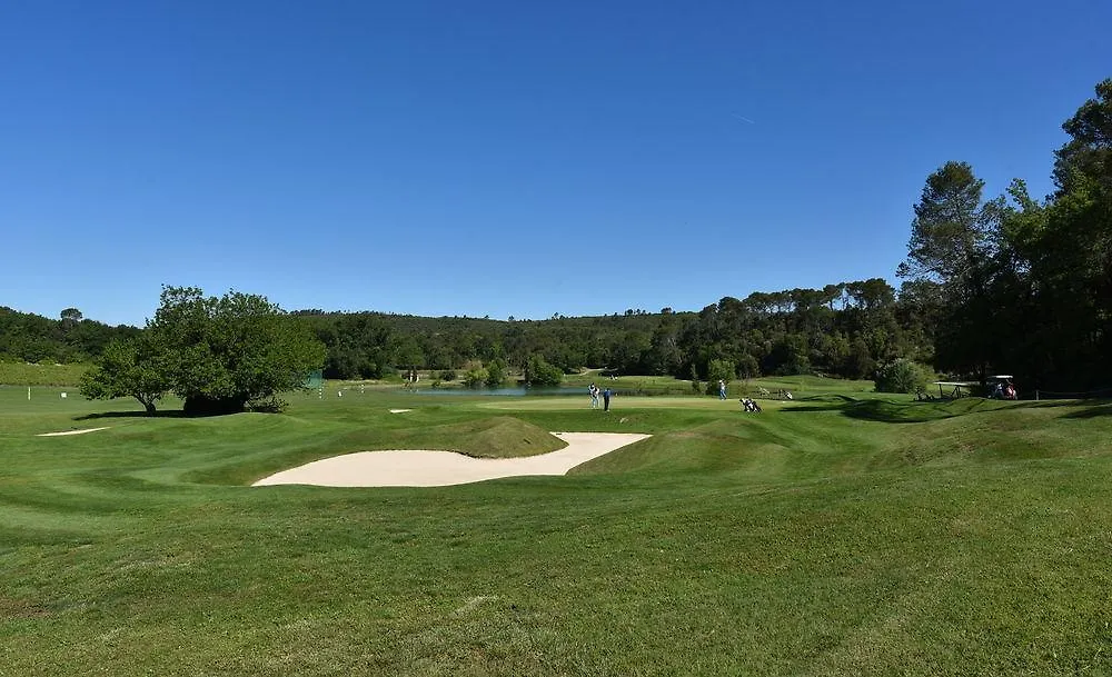 *** Hotel Mercure Barbaroux Golf And Spa La Celle  France