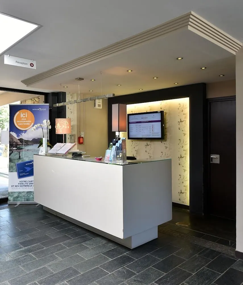 *** Hotel Mercure Barbaroux Golf And Spa La Celle  France