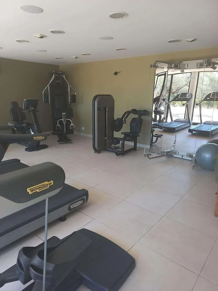 Hotel Mercure Barbaroux Golf And Spa La Celle